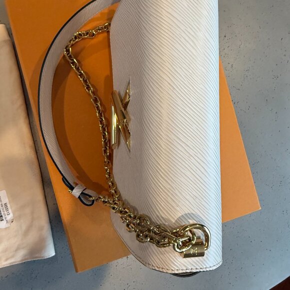 Louis Vuitton Twist PM Epi Leather White Gold - Picture 7 of 12